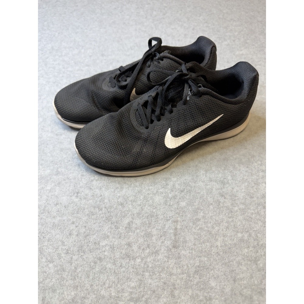 Nike Women 8.5 In Season TR 6 Cross Training Shoes Black Lace Up Mesh